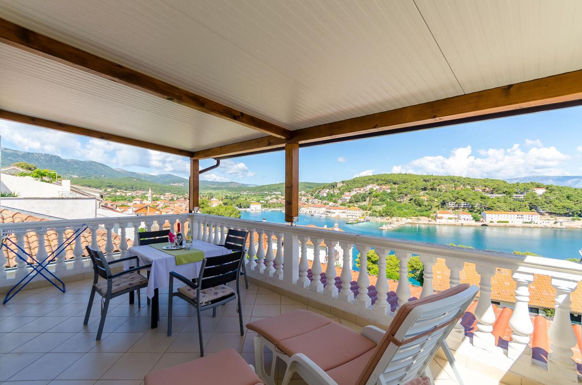 Apartments Jakov 耶尔萨 外观 照片