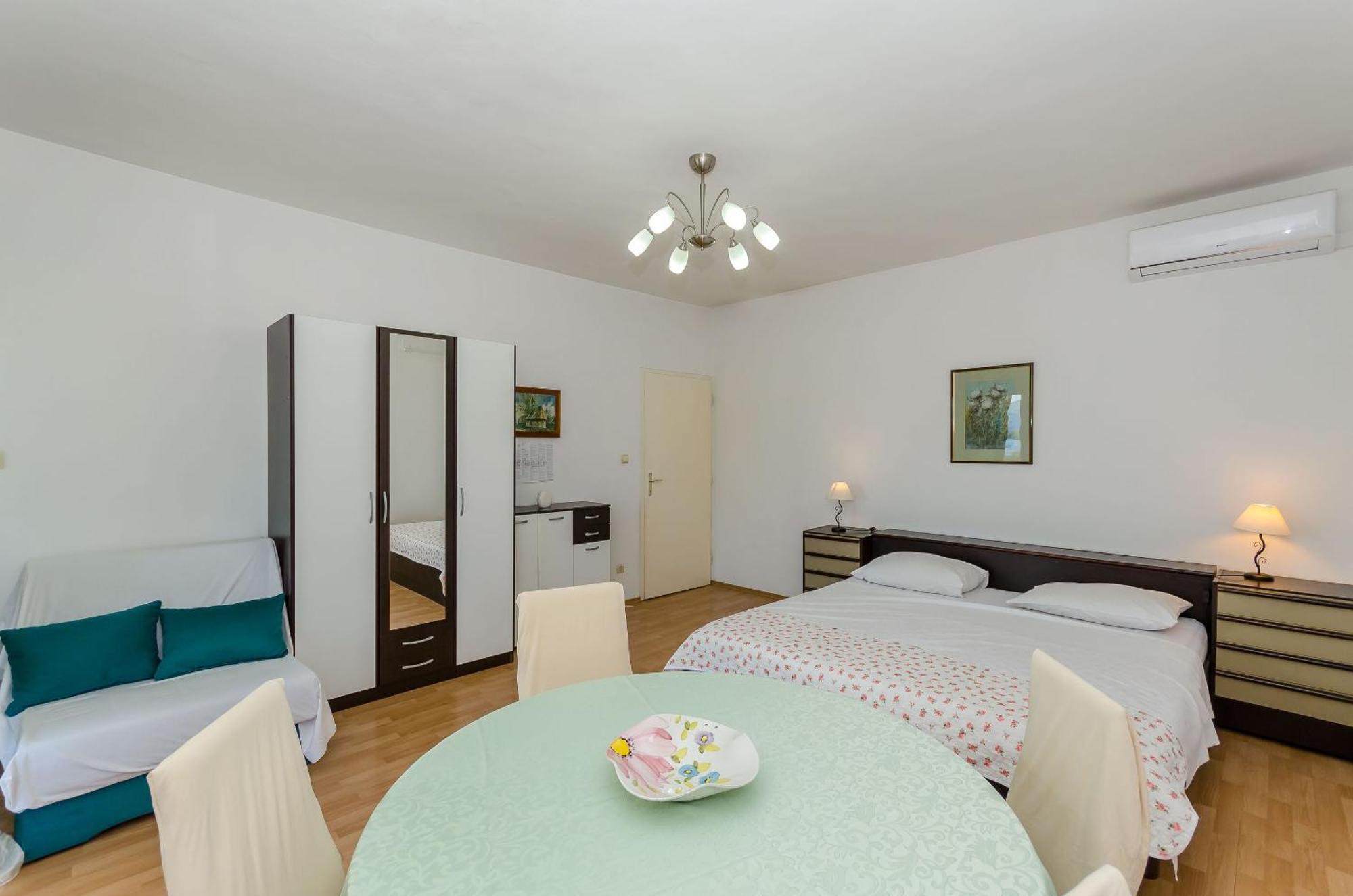 Apartments Jakov 耶尔萨 外观 照片